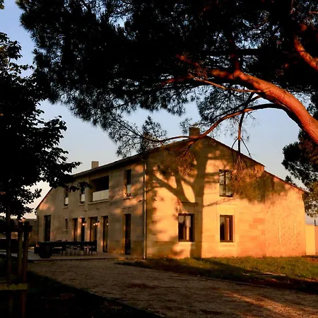 La Chartreuse De Dauzac Bed & Breakfast