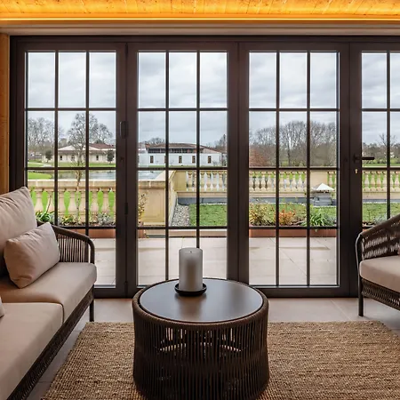 Bed & Breakfast La Chartreuse De Dauzac 3*