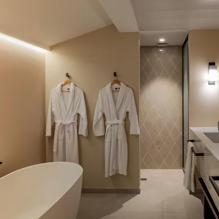 La Chartreuse De Dauzac Bed & Breakfast