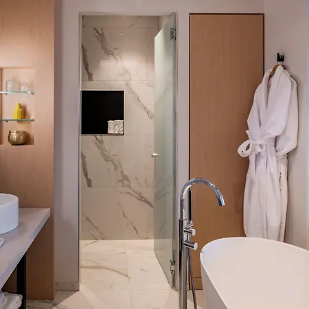 La Chartreuse De Dauzac Bed & Breakfast