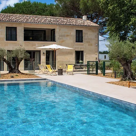 La Chartreuse De Dauzac Bed & Breakfast 4*