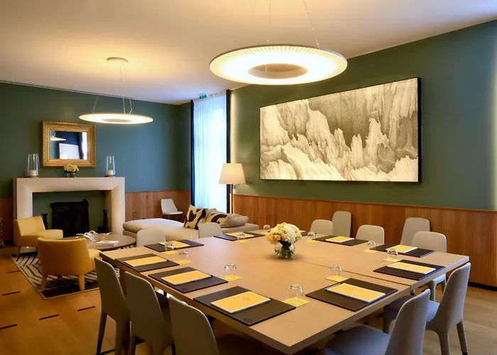 La Chartreuse De Dauzac Bed and Breakfast 3*