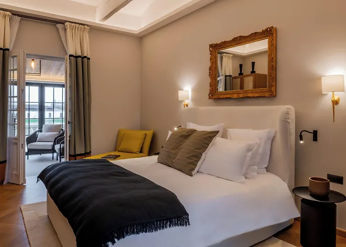 La Chartreuse De Dauzac Bed and Breakfast