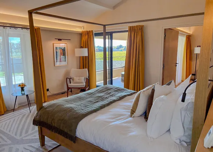 La Chartreuse De Dauzac Bed and Breakfast 3*